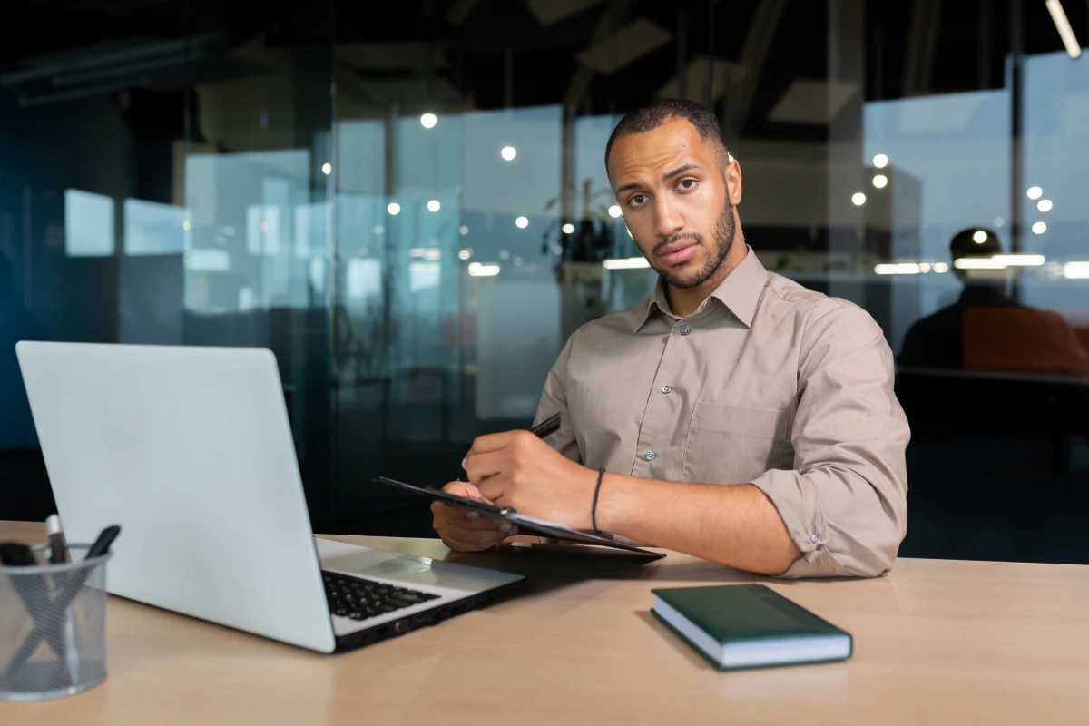 Annonces légales : guide pratique pour une rédaction efficace et conforme